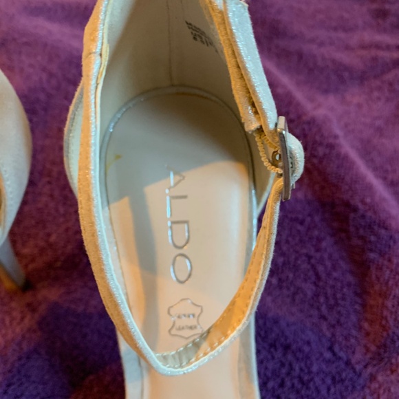 NWOB Aldo Silver/Rhinestone Ankle Leather Sandals sz 8.5 - Picture 3 of 7